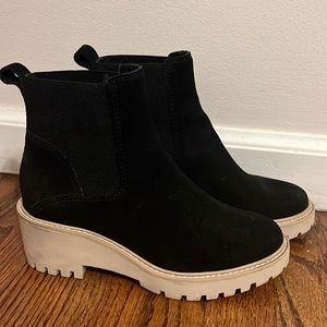 Dolce Vita Hattie Wedge Chelsea Boot size 6
